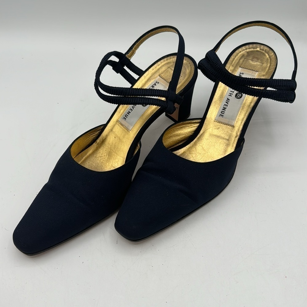 Saks Fifth Avenue dark blue 2.75” heel Sz 8AA (narrow) light wear - Picture 2 of 7